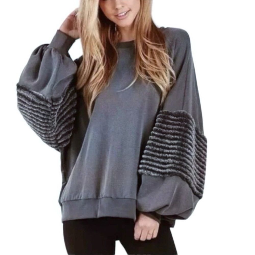 Young Fabulous & Broke Bella Faux Fur Ballon Sleeve Oversized Grey Sweatshirt